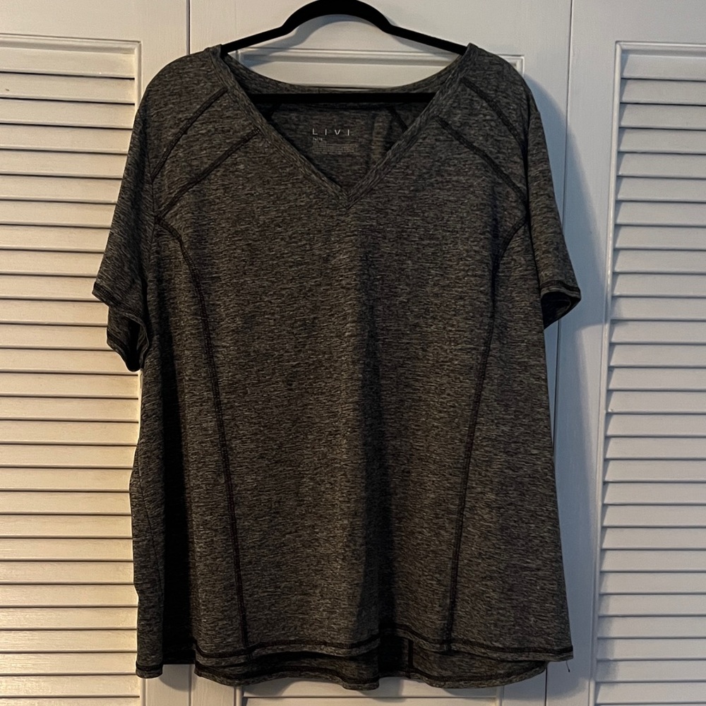 👚2/$15, 3/$18, 4/$20👚Lane Bryant Livi Tee